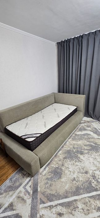 Продам кровать Кшт