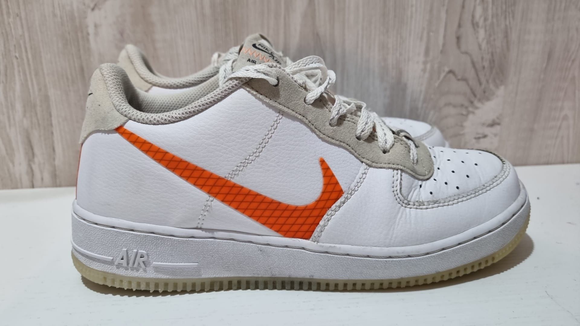 GS) Nike Air Force 1 LV8 3 'White Total Orange' CD7409-100 - KICKS CREW