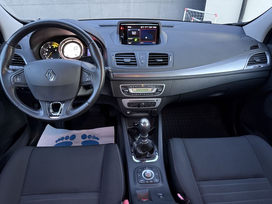 Renault Megane 1.5dci-218.000-2015-Limited Line-R-Link-impecabila