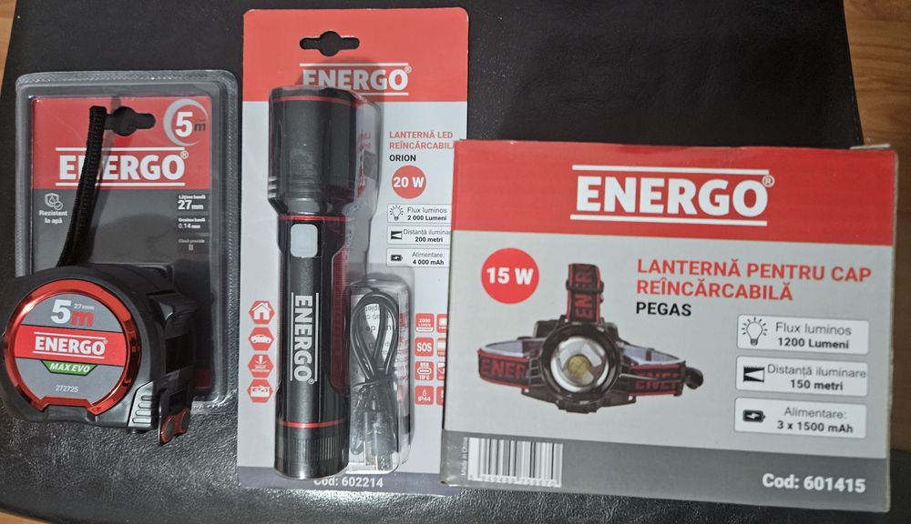 Set 2 lanterne reincarcabile puternice si o ruleta 5m  lata magnetica