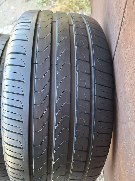 Продам шины 245/40/17 пирелли