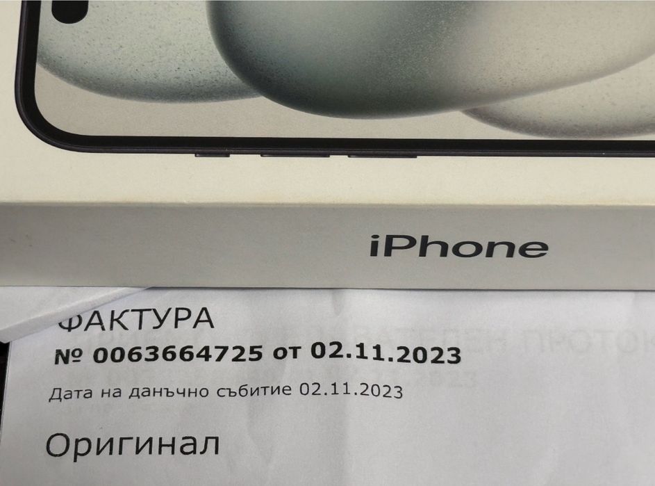 КАТО НОВ 256GB iPhone 15 Vivacom Гаранция 2025 Black