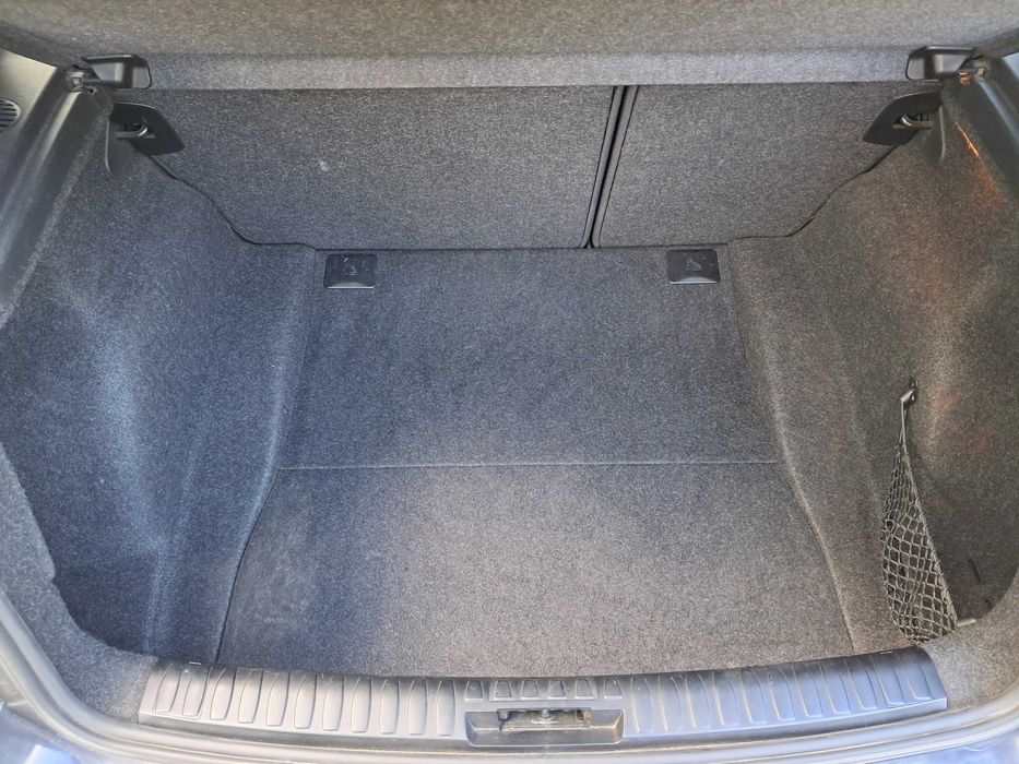 BMW - 118i  2000 куб. 143 к.с. 2008 г.