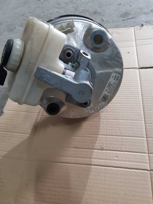 Pompa/tulumba servofrana Audi A8 D4 4.2 tdi cod 4H0612103C