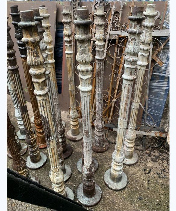 Stâlpi vechi fontă 5buc.Piese fonta balustrada