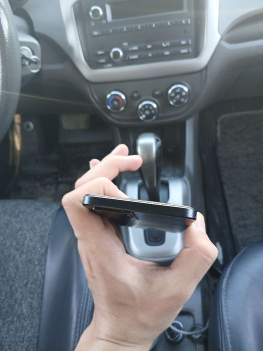 Oppo A57s 64gb ideal