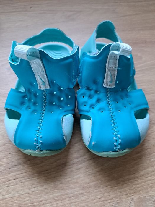 Летни обувки Nike 18 номер