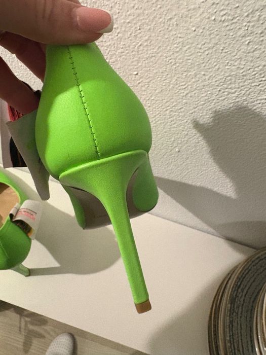 Pantofi stiletto piele verde neon superbi