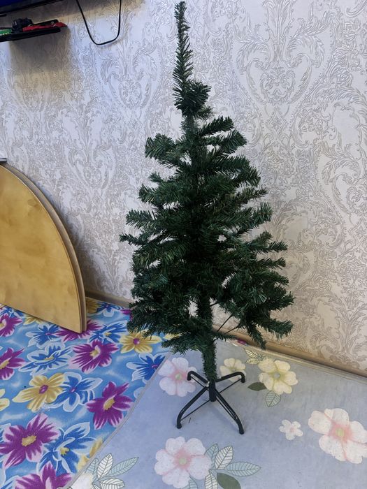 Продам елку 120 см