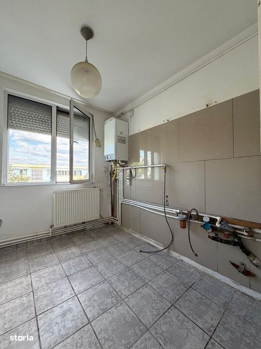 Vanzare apartament 2 camere, in Galati, Tiglina 1, centrala proprie