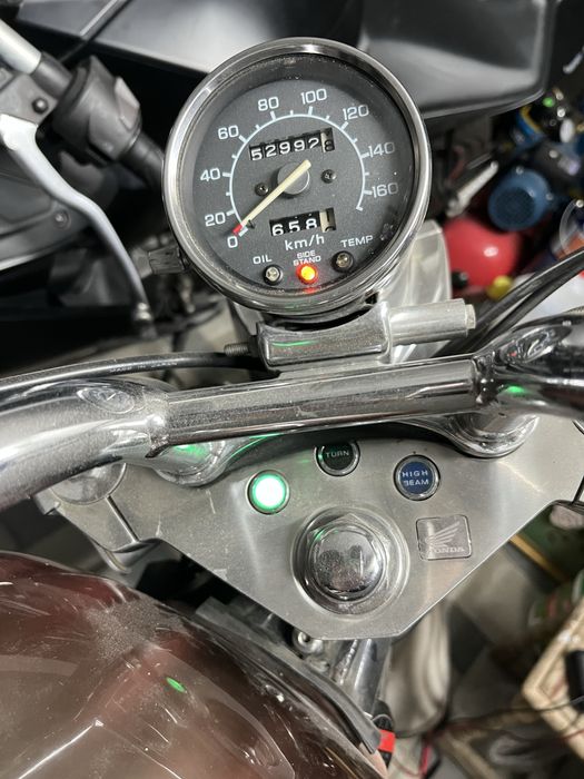 Honda.   Vt 600 rosu multicolor