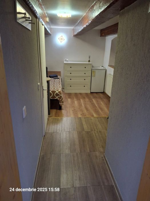 Vand garsoniera zona centrul vechi