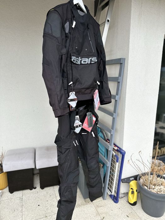 Costum echipament moto doua piese NOU alpinestars halo drystar xl