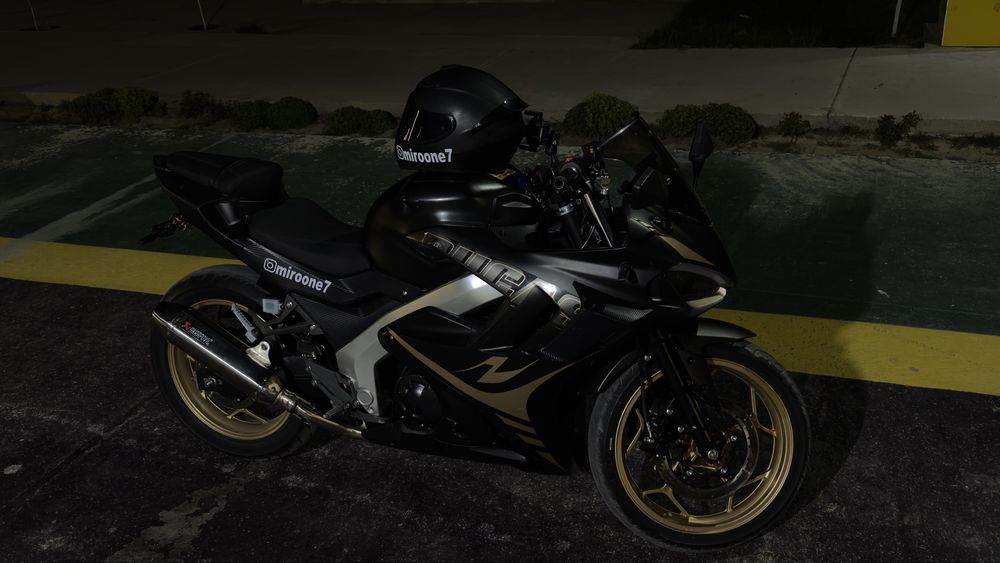 Sport bike motosikl -200cc tortishlari zo’r