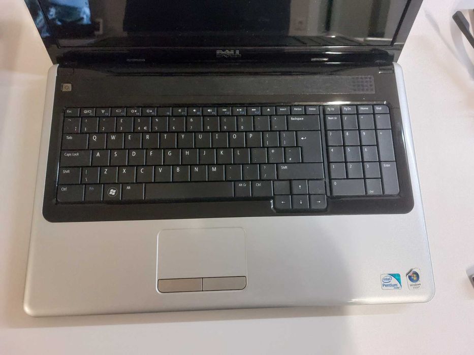 Dell Inspiron 1750 - Неработещ екран - 45лв - за части