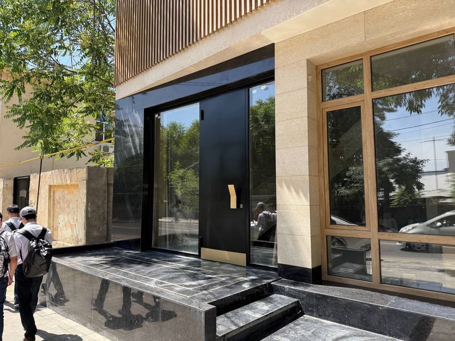 Ракатбоши, шикарный офис