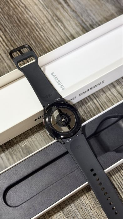 Samsung Galaxy Watch 4