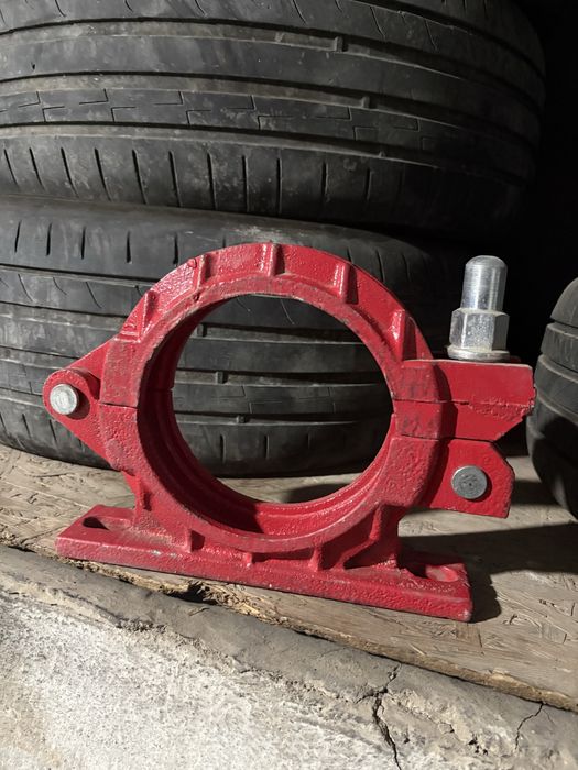 Хомут для бетоновода