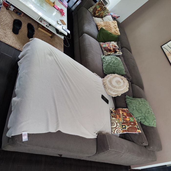 Mobilier, canapea, birou, jucaroi