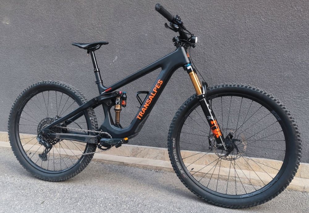 Карбонов Електрически Велосипед 29 Transalpes 16.5кг Full Fox Kashima