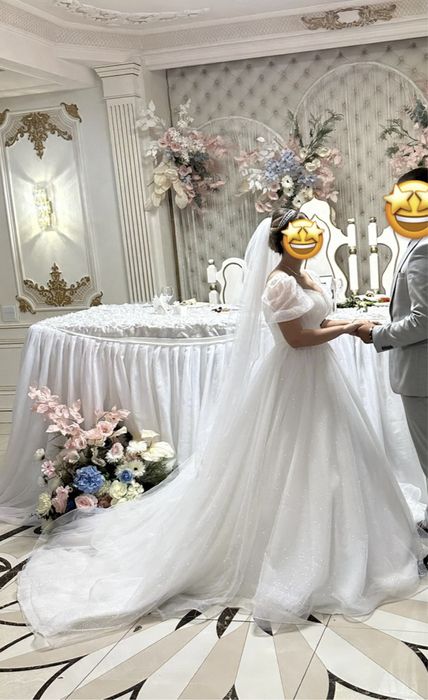 Свадебное платье