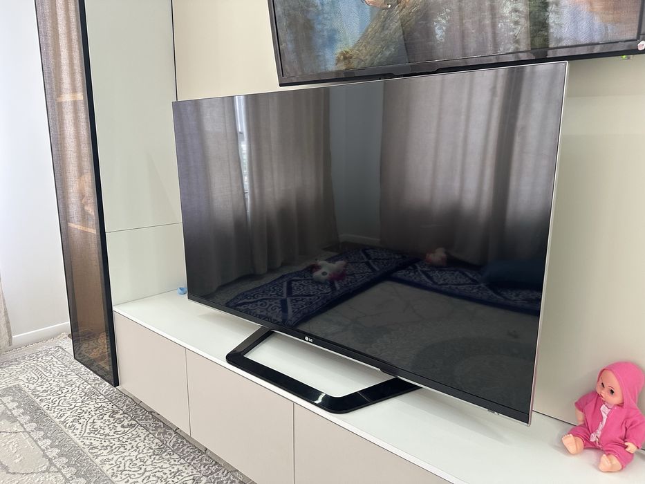 Продам телевизор LG