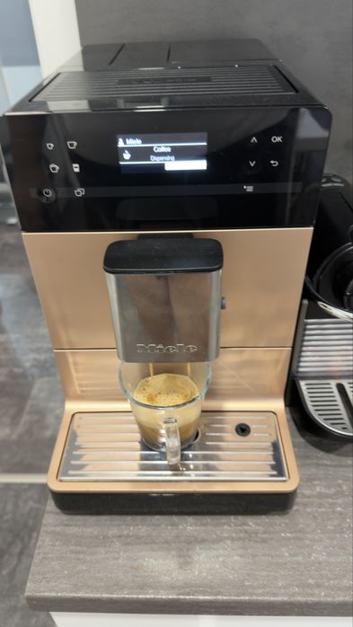 Miele CM5510 Rose Gold Silence