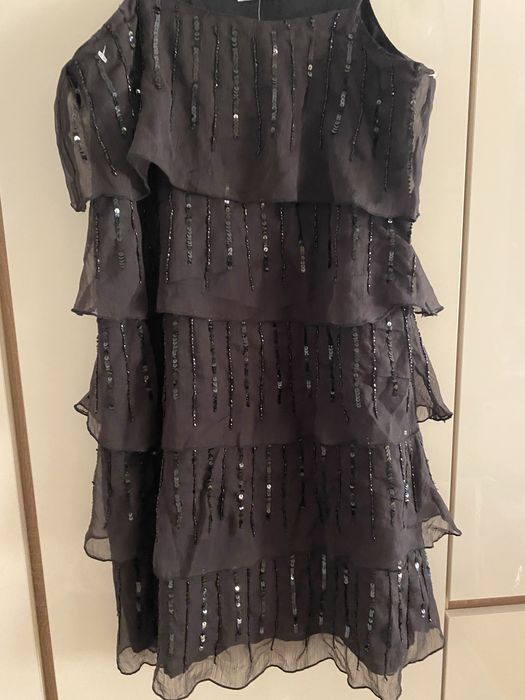 Rochie eleganta cu paiete discrete