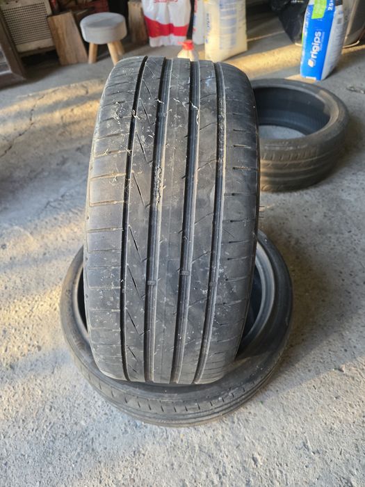 Cauciucuri 235/40 R19