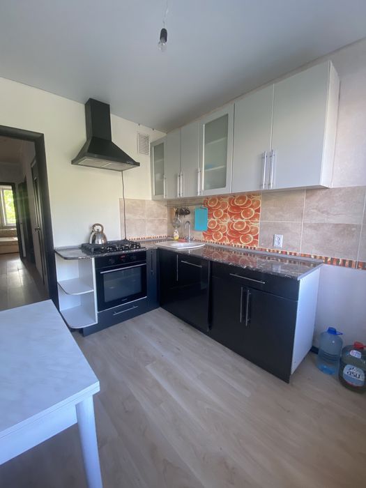 Продам 3 комнатную квартиру