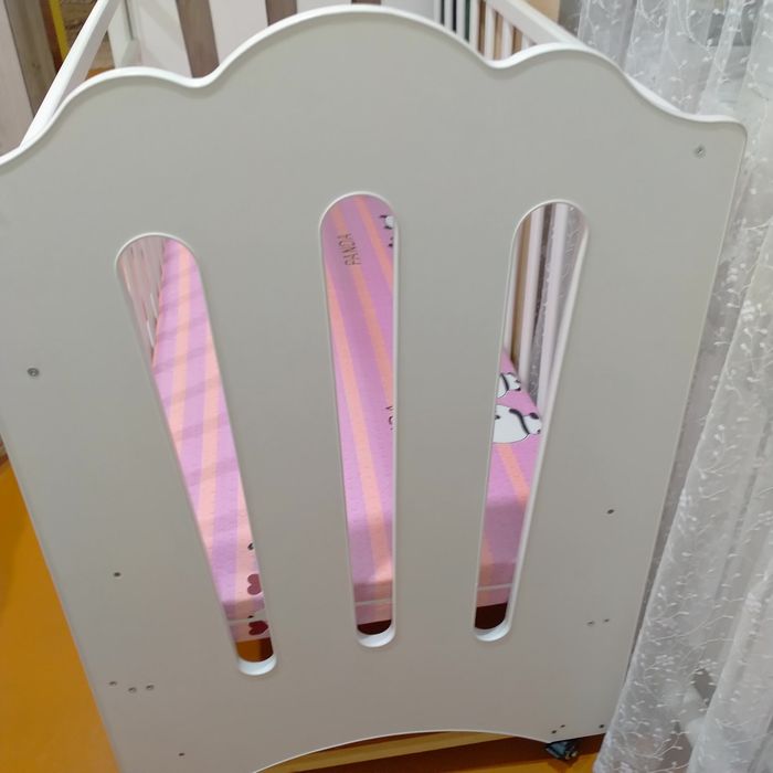 Кроватка детская