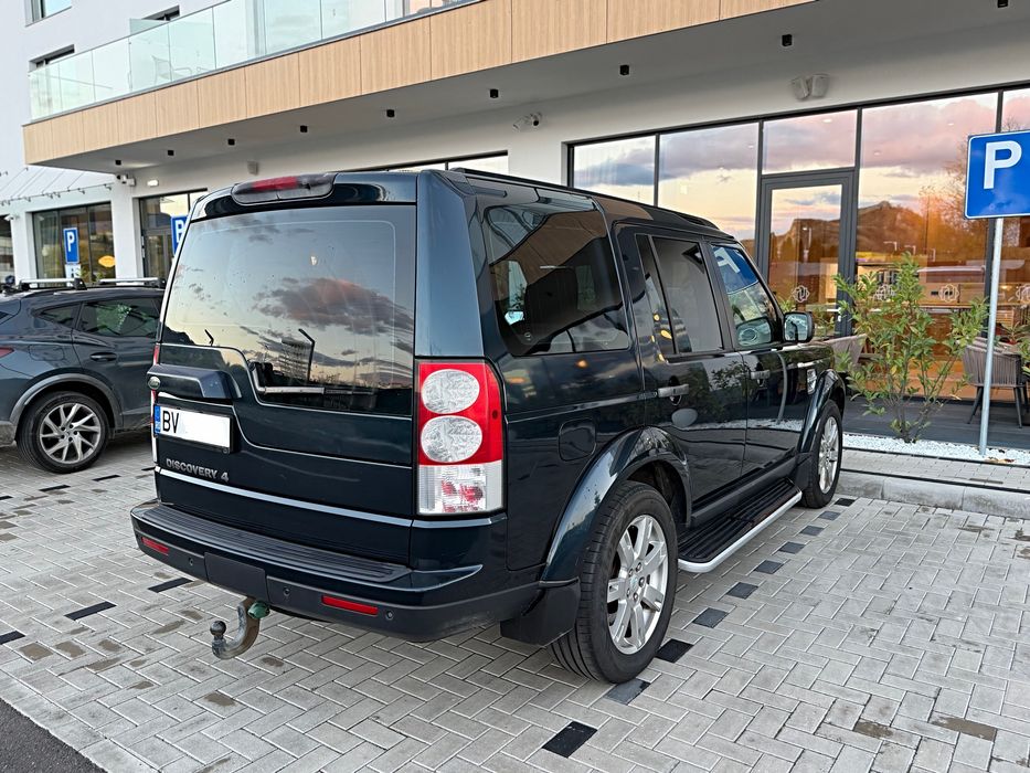 Vand / Schimb cu auto mai ieftin ! Land Rover Discovery / 7 locuri / 3.0 d/ 2011 / Cumparat de nou din RO