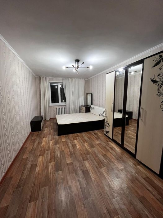 Двухкомнатная квартира в мкр Жана Гарышкер