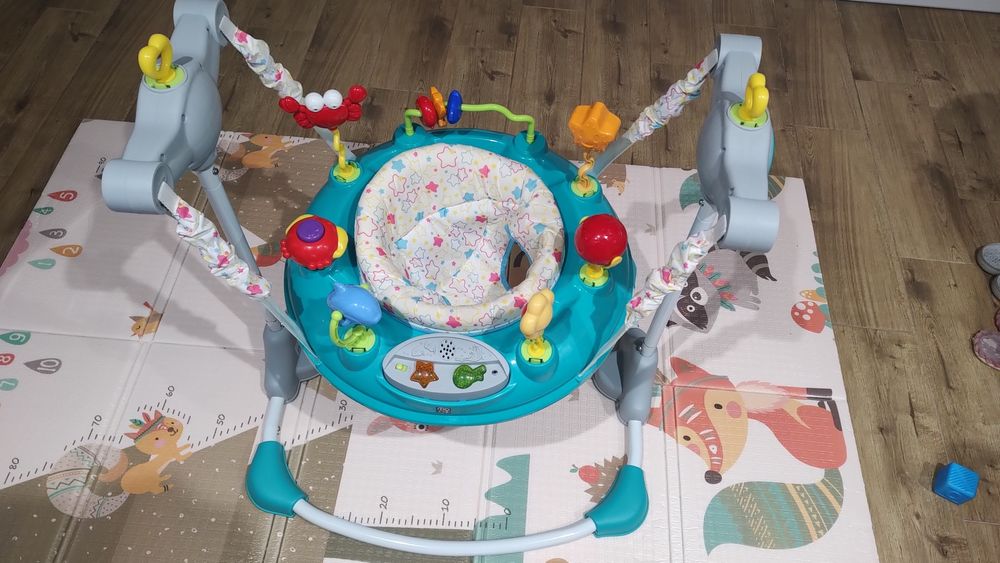 Бънджи за бебе на Мони.