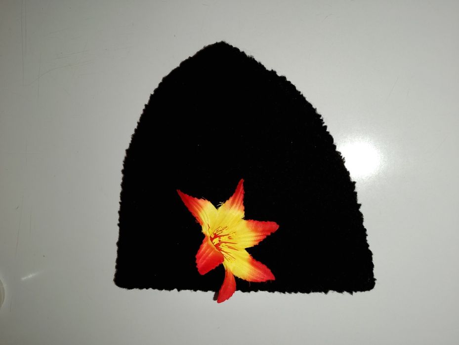 Бюджетен калпак  за деца и възрастни