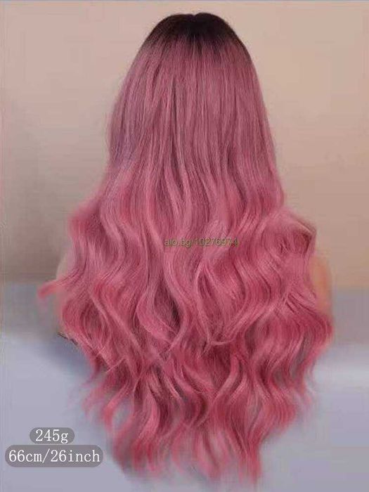 Розова омбре перука на път с тъмни корени