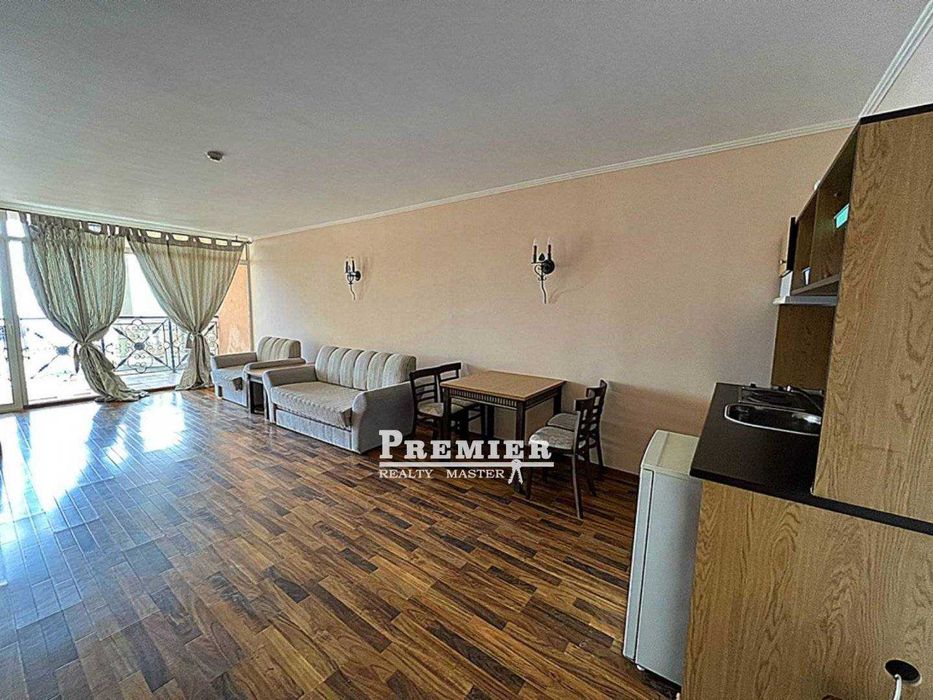 Продава се Двустаен апартамент в к.к. Елените - 93 кв.м за 807 €/кв.м - Снимка #1