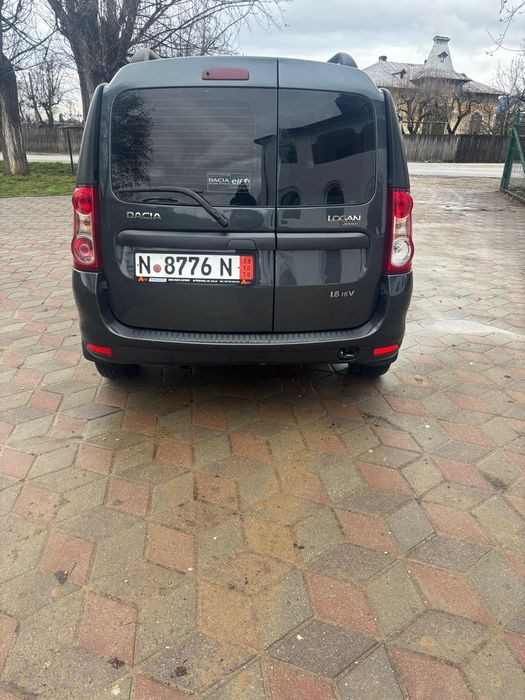 Vând Dacia Logan mcv
