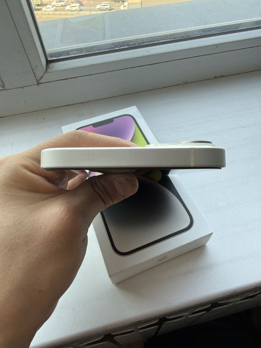 iPhone 14+ Plus 128 GB Starlight в идеале