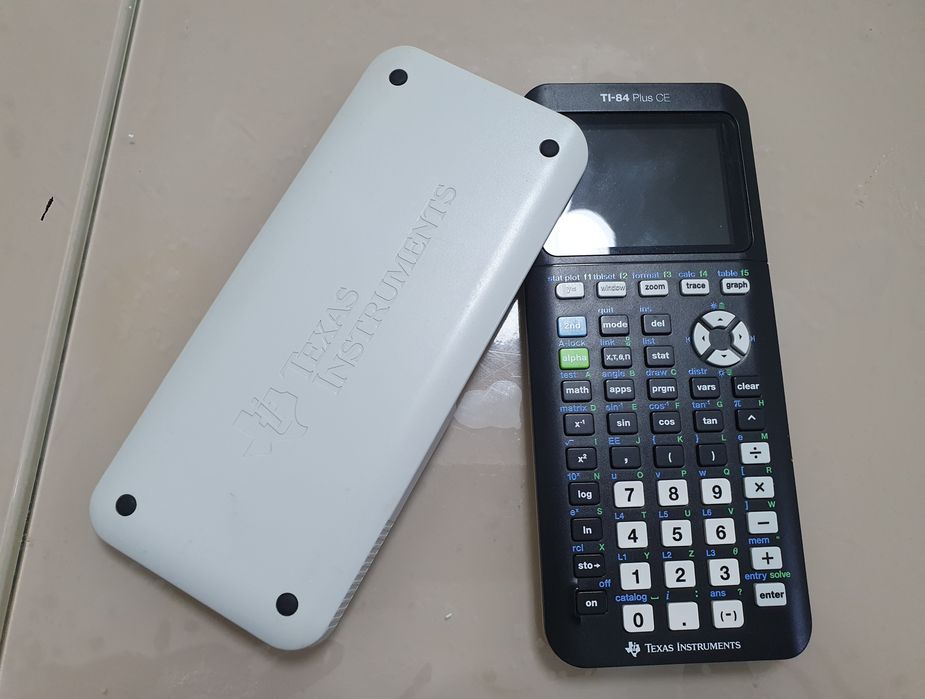 Графический калькулятор TI 84 PLUS CE