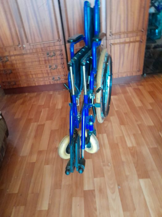 Продам Коляску Инвалидную.