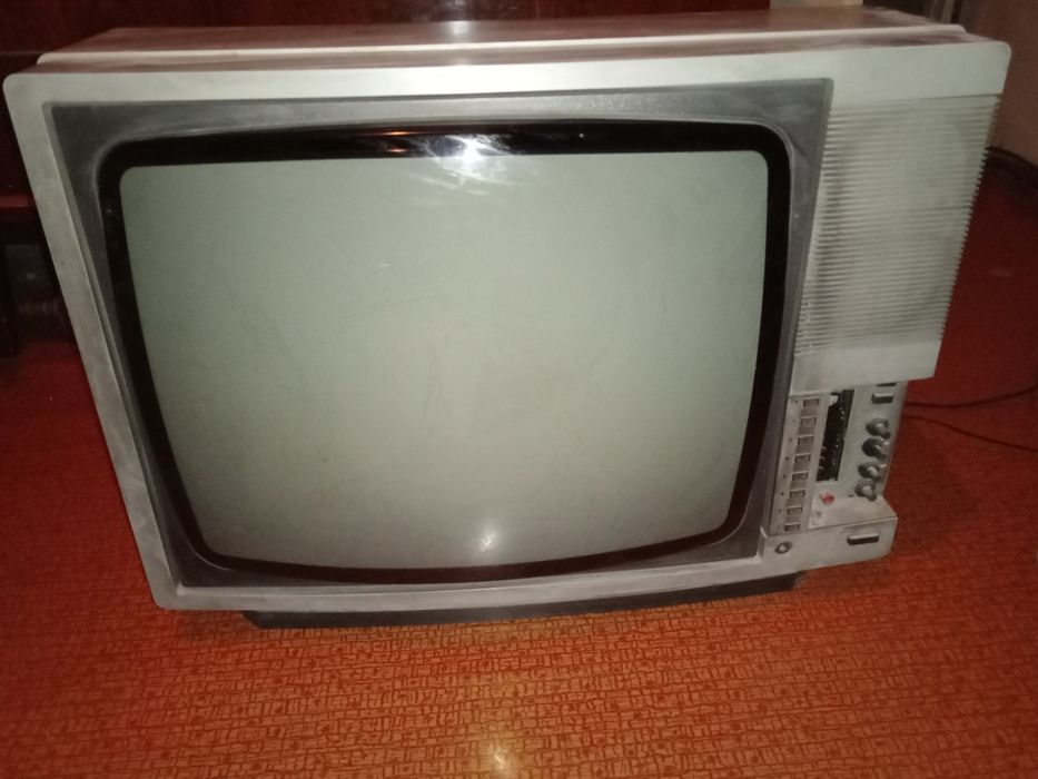 Tv -dvd продается