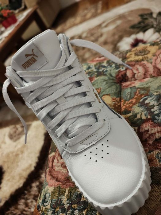 Vând  adidași  Puma