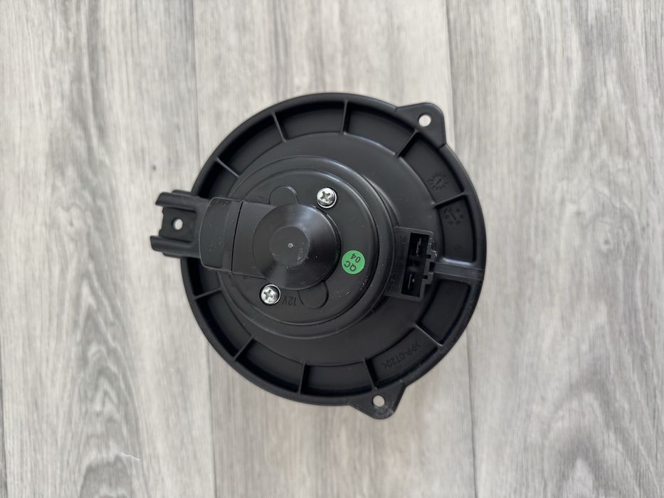 Вентилятор печки Land cruiser 100