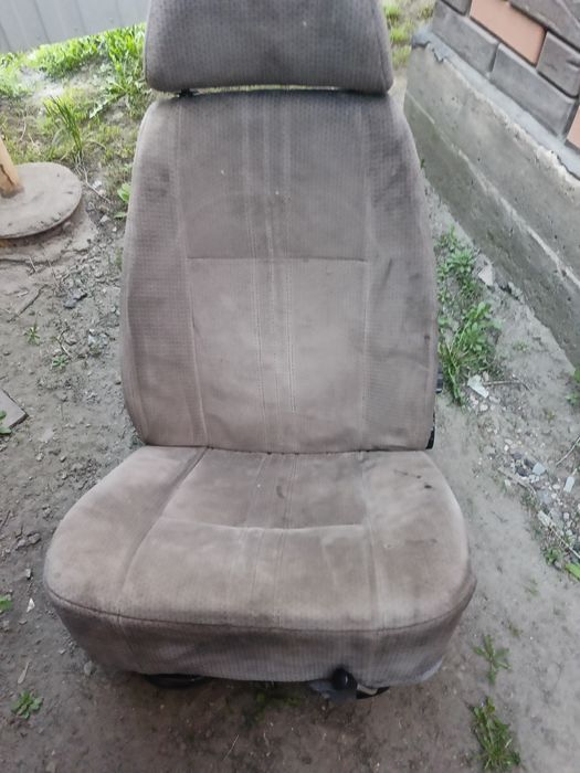 Продам сиденье от волги