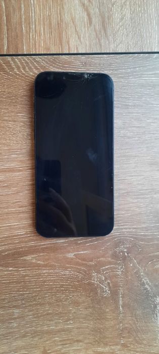 Продам Айфон 14+  ipnone 14+