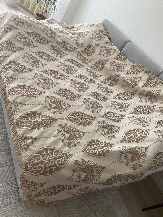 Покрывало на диван