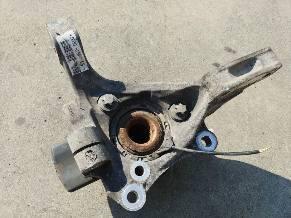 fuzeta stanga fata 1.9 jtd fiat croma