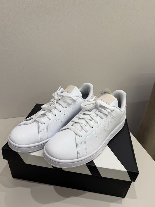 Оригинальные кеды Adidas, 43 размер.