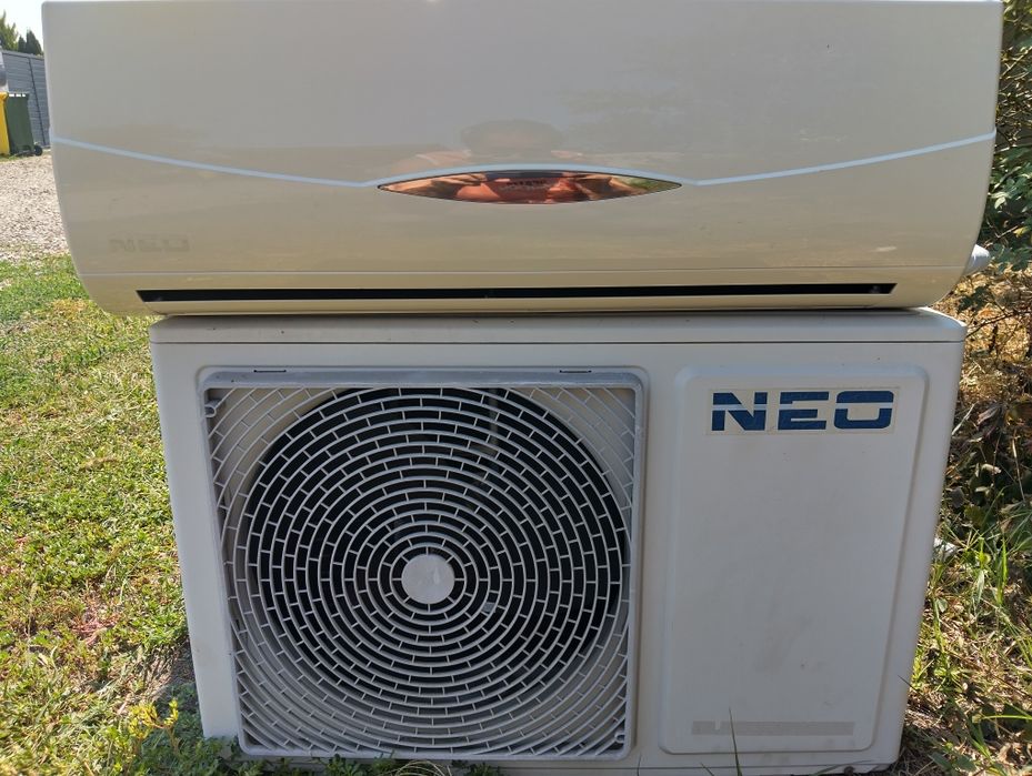 Aer condiționat 12000BTU marca NEO funcțional